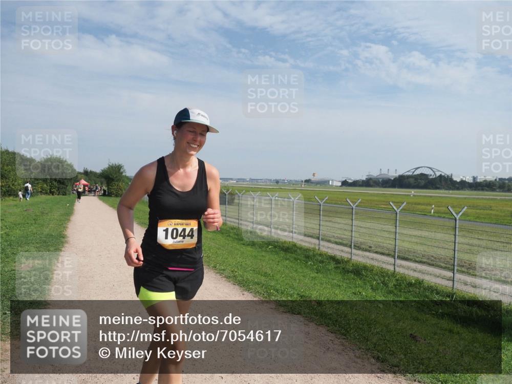08.09.2024 - Airport Race Miley Keyser http://msf.ph/oto/7054617 08.09.2024 12:54:39 Laufen 1044 meine-sportfotos.de
