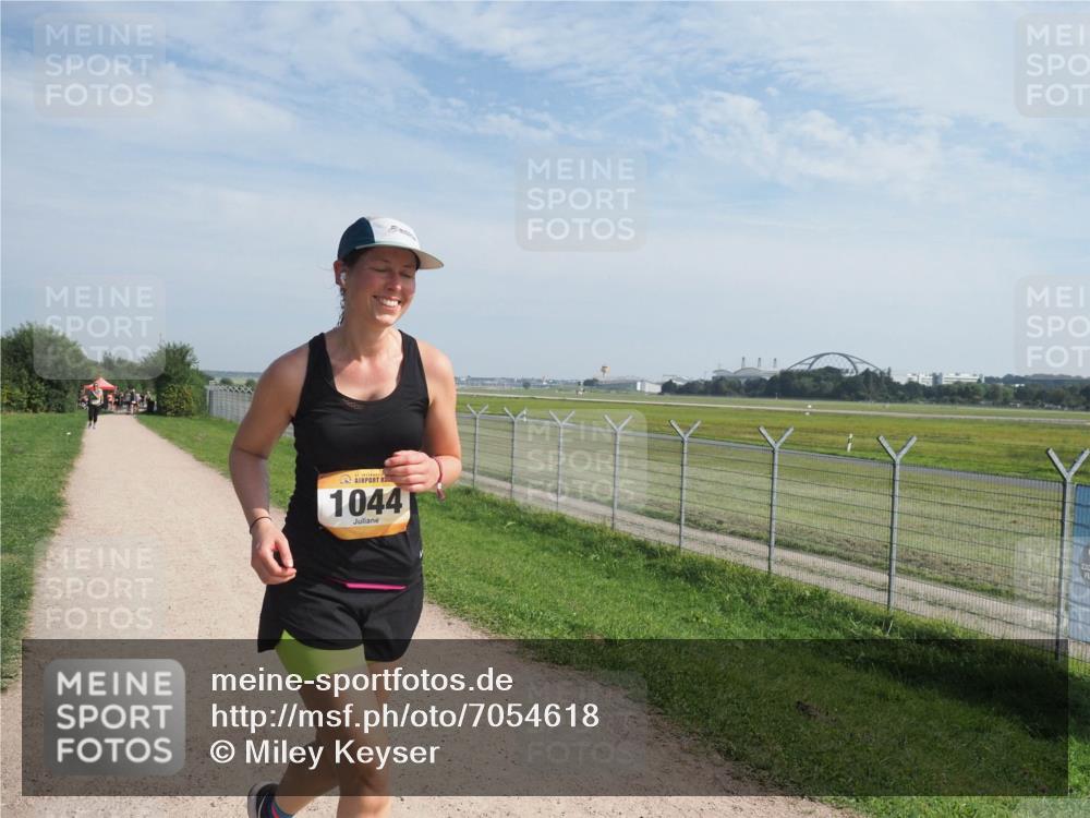 08.09.2024 - Airport Race Miley Keyser http://msf.ph/oto/7054618 08.09.2024 12:54:39 Laufen 1044 meine-sportfotos.de