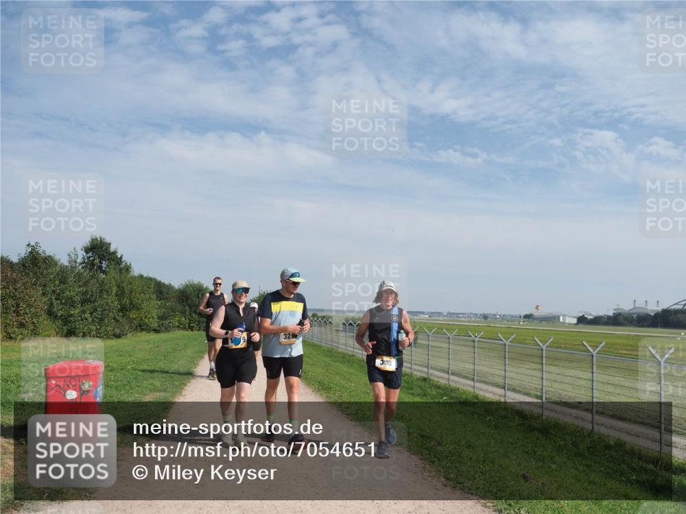 08.09.2024 - Airport Race Miley Keyser http://msf.ph/oto/7054651 08.09.2024 12:55:26 Laufen 32, 390 meine-sportfotos.de