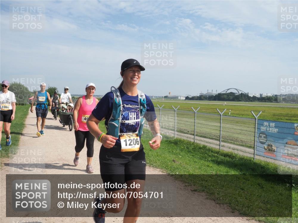 08.09.2024 - Airport Race Miley Keyser http://msf.ph/oto/7054701 08.09.2024 12:56:33 Laufen 1060, 1395, 49, 1206 meine-sportfotos.de