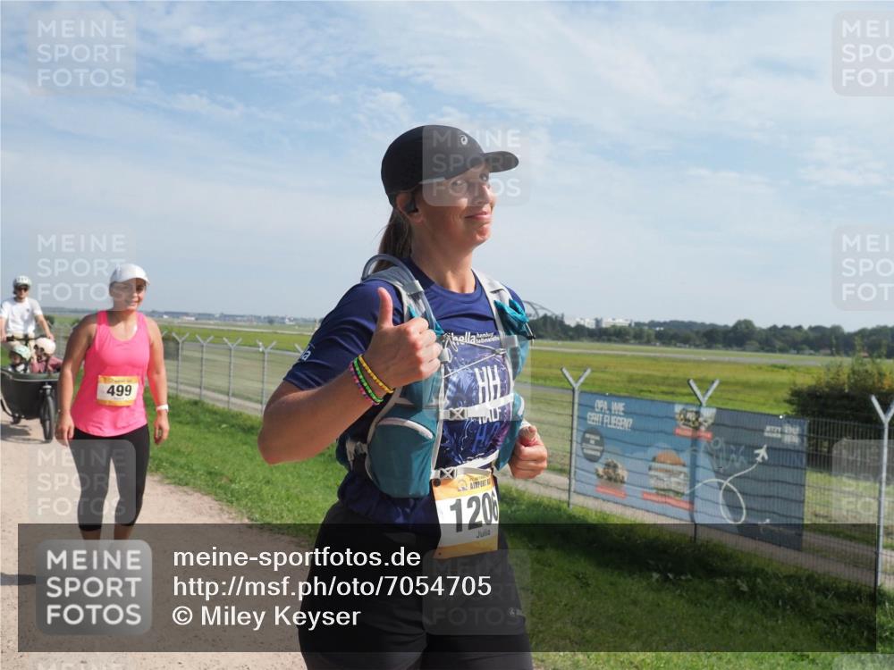 08.09.2024 - Airport Race Miley Keyser http://msf.ph/oto/7054705 08.09.2024 12:56:34 Laufen 499, 120 meine-sportfotos.de