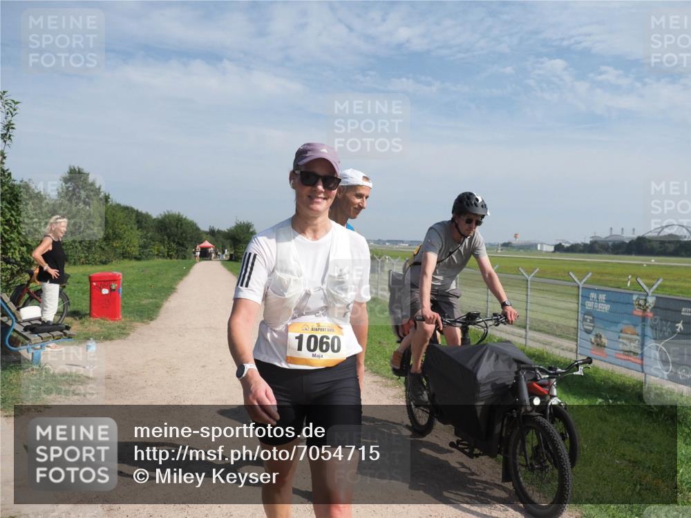 08.09.2024 - Airport Race Miley Keyser http://msf.ph/oto/7054715 08.09.2024 12:56:40 Laufen 1060 meine-sportfotos.de