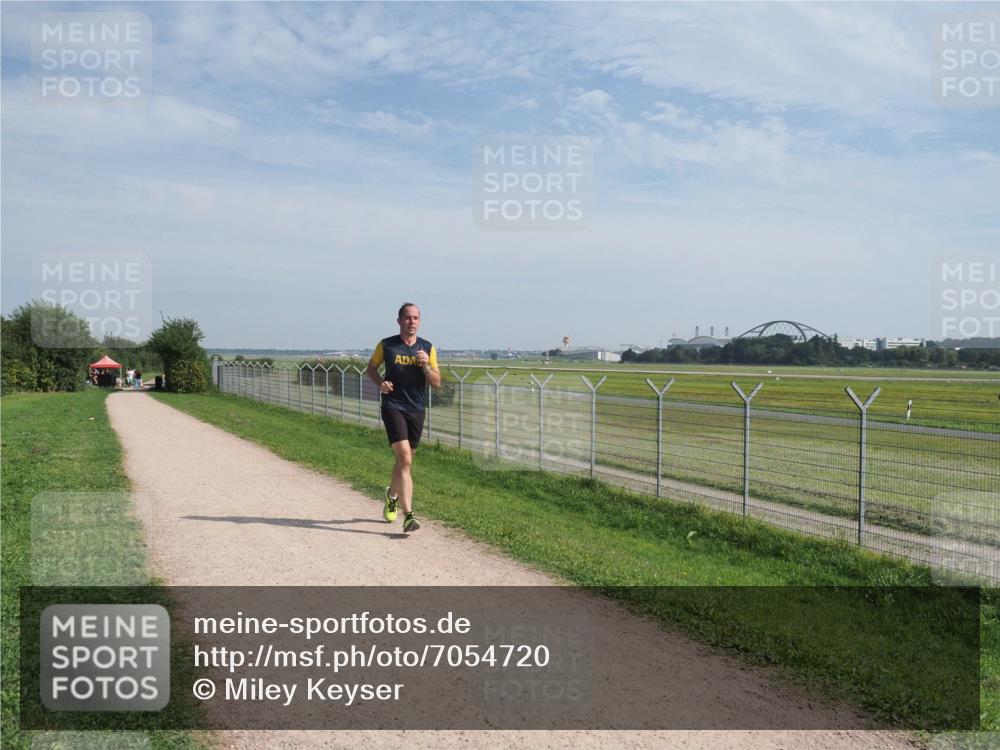 08.09.2024 - Airport Race Miley Keyser http://msf.ph/oto/7054720 08.09.2024 12:57:11 Laufen  meine-sportfotos.de