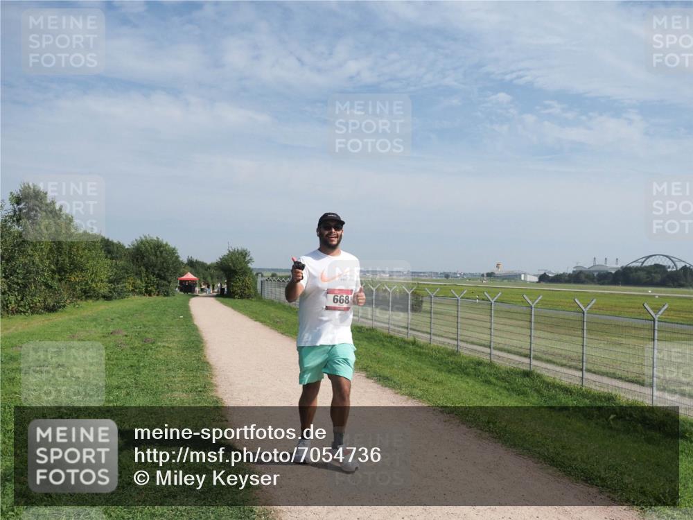 08.09.2024 - Airport Race Miley Keyser http://msf.ph/oto/7054736 08.09.2024 12:58:01 Laufen 668 meine-sportfotos.de