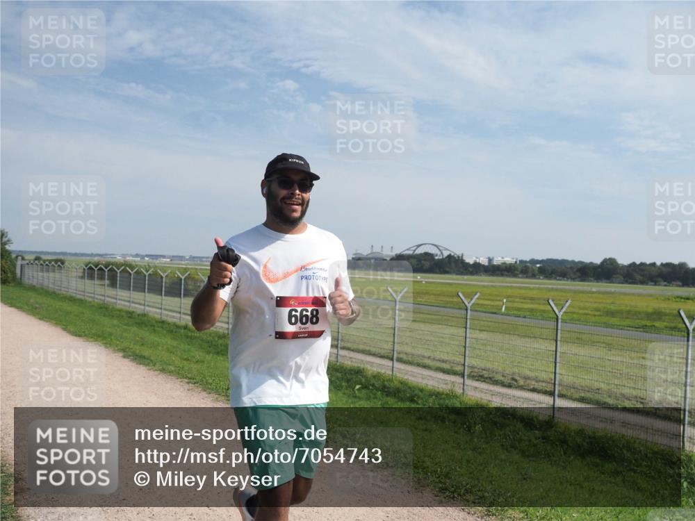 08.09.2024 - Airport Race Miley Keyser http://msf.ph/oto/7054743 08.09.2024 12:58:02 Laufen 668 meine-sportfotos.de
