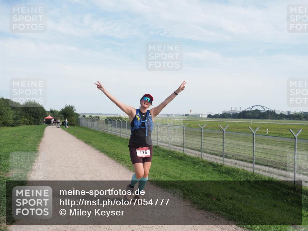 08.09.2024 - Airport Race Miley Keyser http://msf.ph/oto/7054777 08.09.2024 13:01:28 Laufen 176 meine-sportfotos.de