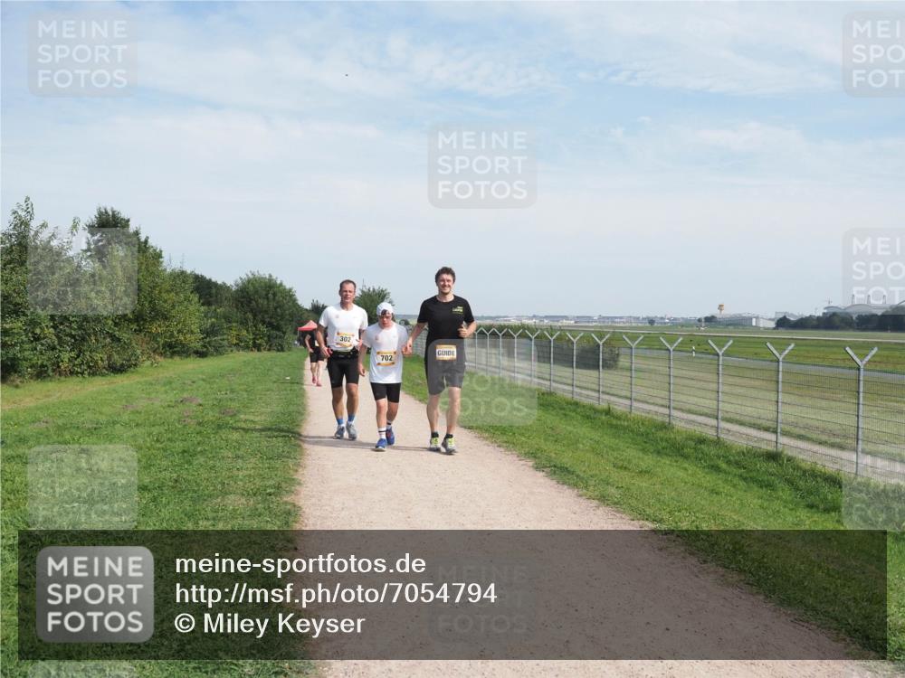 08.09.2024 - Airport Race Miley Keyser http://msf.ph/oto/7054794 08.09.2024 13:02:00 Laufen 302, 702 meine-sportfotos.de