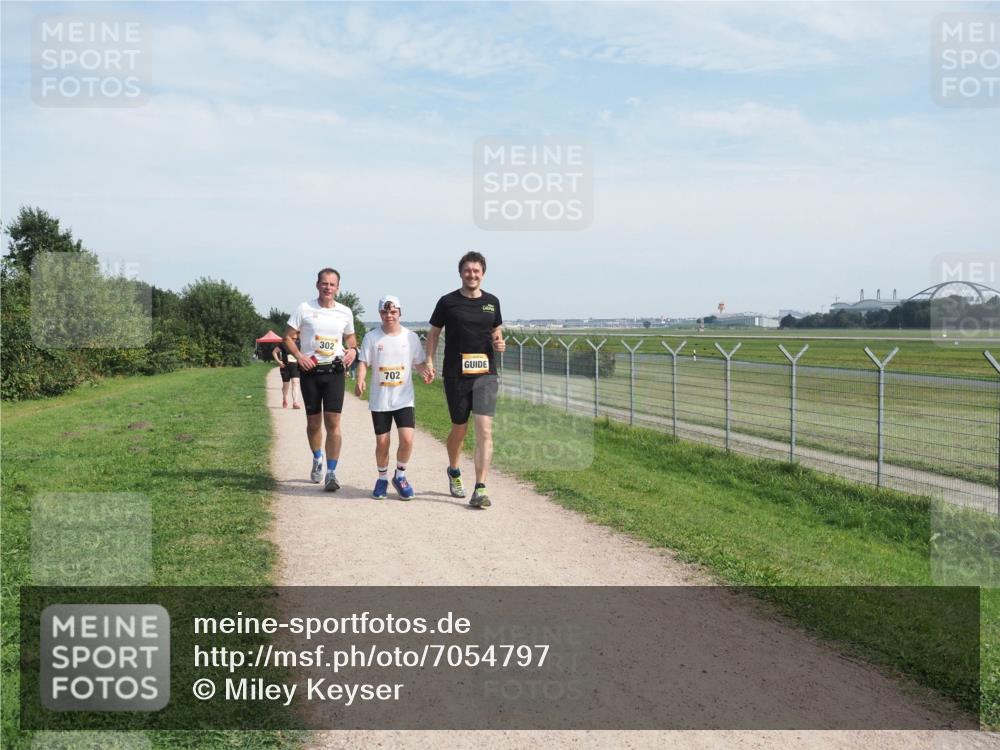 08.09.2024 - Airport Race Miley Keyser http://msf.ph/oto/7054797 08.09.2024 13:02:01 Laufen 302, 702 meine-sportfotos.de