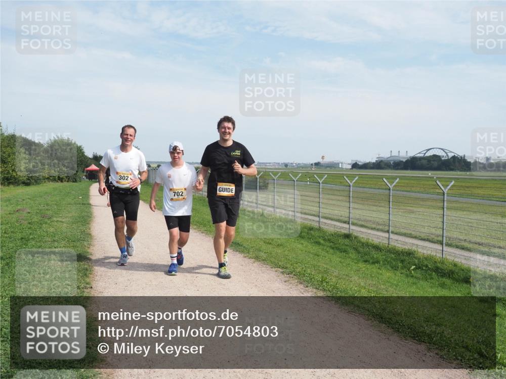 08.09.2024 - Airport Race Miley Keyser http://msf.ph/oto/7054803 08.09.2024 13:02:02 Laufen 302, 702 meine-sportfotos.de
