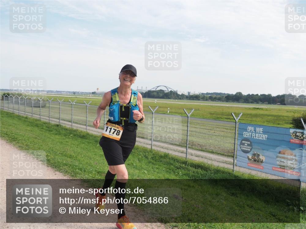 08.09.2024 - Airport Race Miley Keyser http://msf.ph/oto/7054866 08.09.2024 13:04:39 Laufen 1178 meine-sportfotos.de