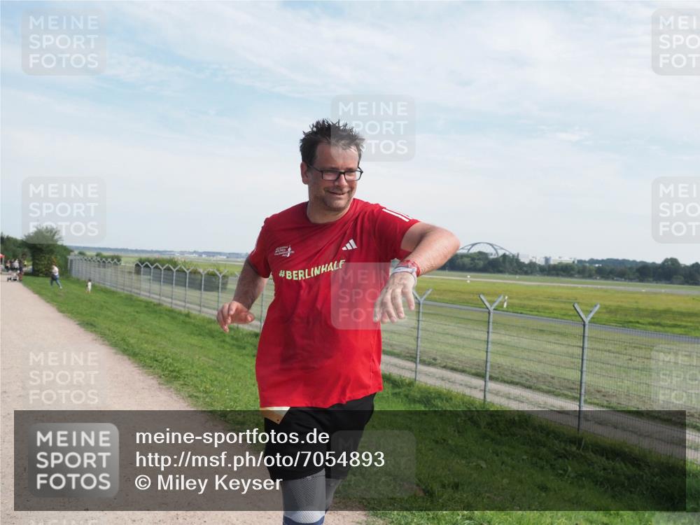 08.09.2024 - Airport Race Miley Keyser http://msf.ph/oto/7054893 08.09.2024 13:04:55 Laufen  meine-sportfotos.de