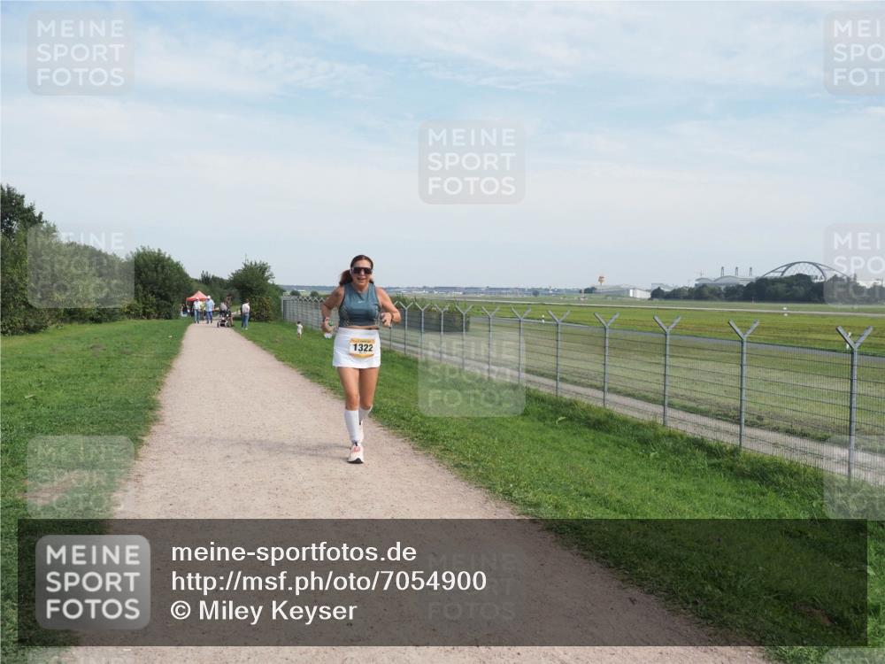 08.09.2024 - Airport Race Miley Keyser http://msf.ph/oto/7054900 08.09.2024 13:06:06 Laufen 1322 meine-sportfotos.de