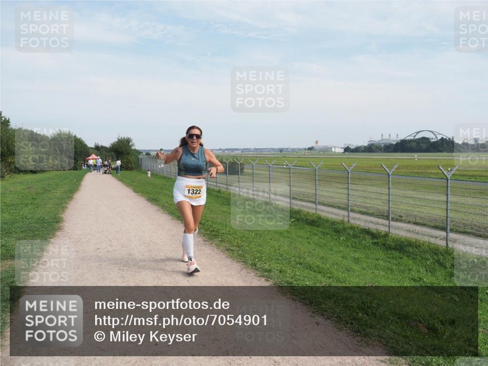 08.09.2024 - Airport Race Miley Keyser http://msf.ph/oto/7054901 08.09.2024 13:06:07 Laufen 1322 meine-sportfotos.de