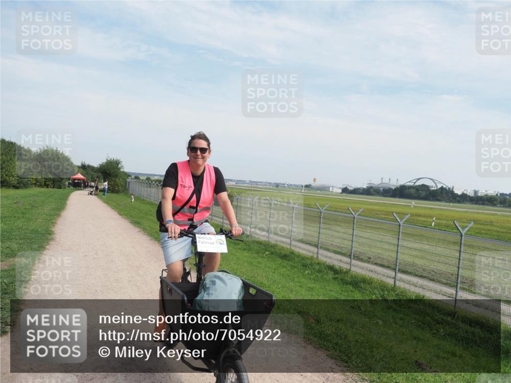 08.09.2024 - Airport Race Miley Keyser http://msf.ph/oto/7054922 08.09.2024 13:07:34 Laufen  meine-sportfotos.de
