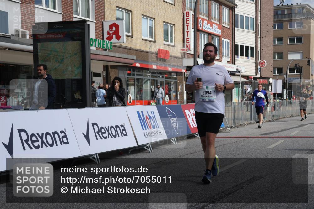 15.09.2024 - PSD Bank Halbmarathon Michael Strokosch http://msf.ph/oto/7055011 15.09.2024 12:39:28 Ziel 2094, 2260 meine-sportfotos.de