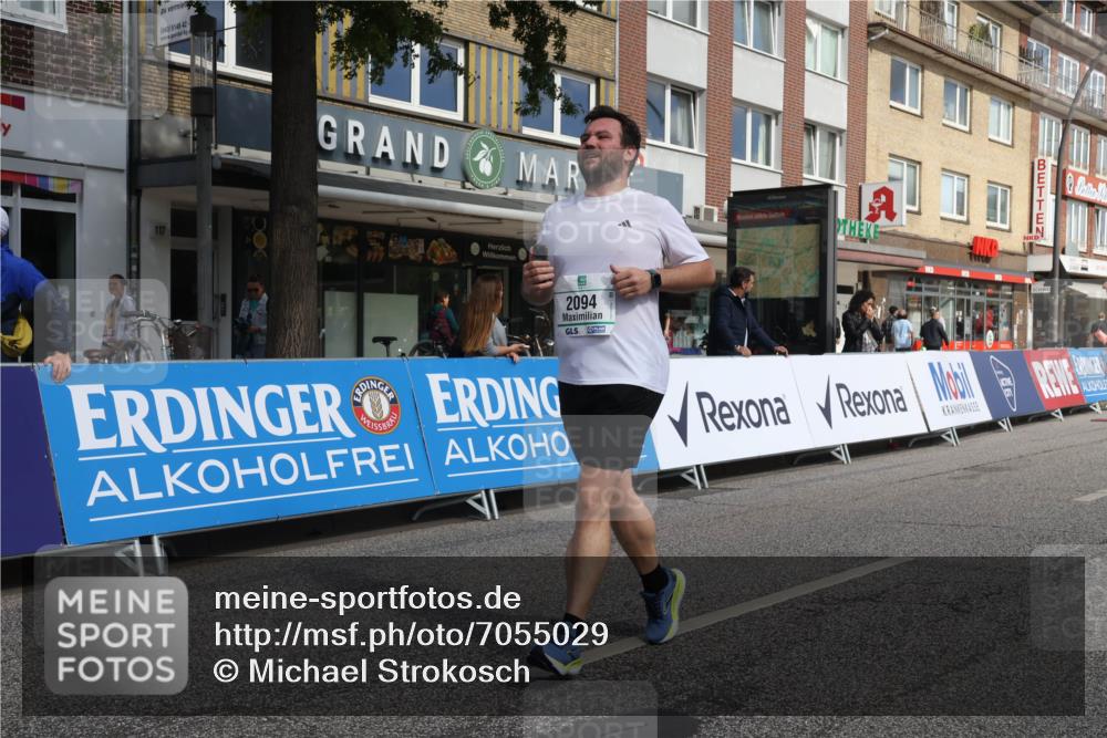 15.09.2024 - PSD Bank Halbmarathon Michael Strokosch http://msf.ph/oto/7055029 15.09.2024 12:39:30 Ziel 2094, 2137, 2260, 3297 meine-sportfotos.de