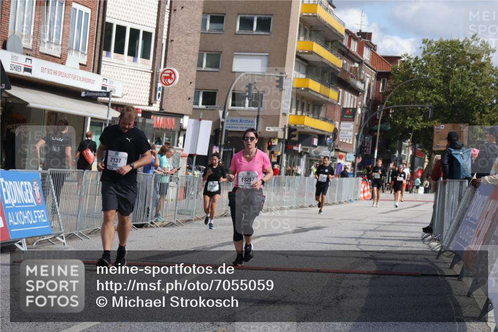 15.09.2024 - PSD Bank Halbmarathon Michael Strokosch http://msf.ph/oto/7055059 15.09.2024 12:39:36 Ziel 2094, 2137, 2260, 3297 meine-sportfotos.de