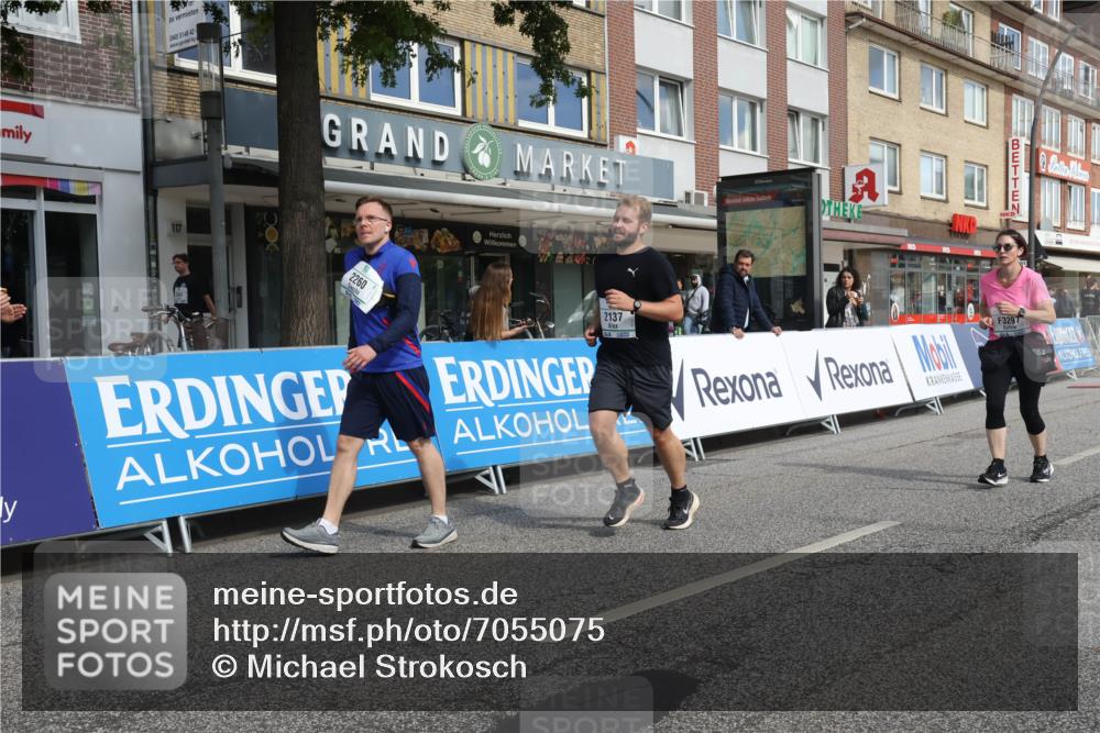 15.09.2024 - PSD Bank Halbmarathon Michael Strokosch http://msf.ph/oto/7055075 15.09.2024 12:39:41 Ziel 2125, 2137, 2260, 3297, 3345 meine-sportfotos.de
