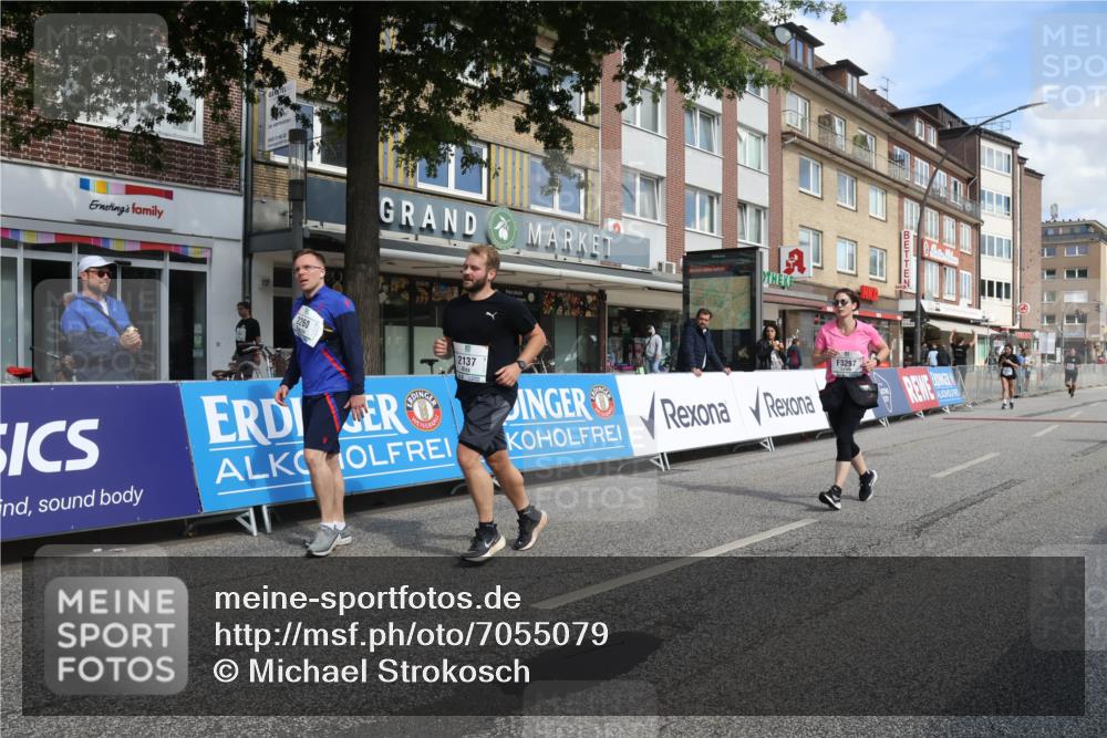 15.09.2024 - PSD Bank Halbmarathon Michael Strokosch http://msf.ph/oto/7055079 15.09.2024 12:39:41 Ziel 2125, 2137, 2260, 3297, 3345 meine-sportfotos.de