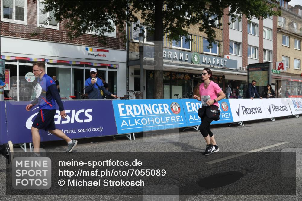 15.09.2024 - PSD Bank Halbmarathon Michael Strokosch http://msf.ph/oto/7055089 15.09.2024 12:39:42 Ziel 2125, 2137, 2260, 3297, 3345 meine-sportfotos.de