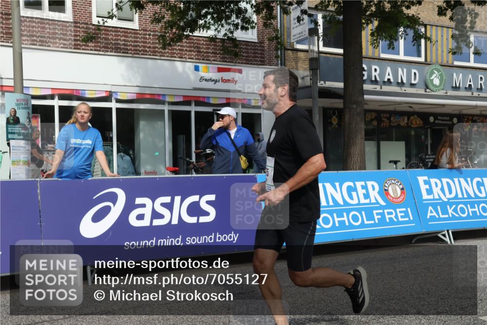 15.09.2024 - PSD Bank Halbmarathon Michael Strokosch http://msf.ph/oto/7055127 15.09.2024 12:39:52 Ziel 2125, 2301, 2395, 3345, 3503 meine-sportfotos.de