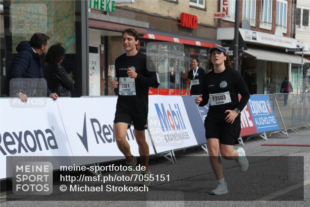 15.09.2024 - PSD Bank Halbmarathon Michael Strokosch http://msf.ph/oto/7055151 15.09.2024 12:39:57 Ziel 2125, 2301, 2395, 2428, 3345, 3503 meine-sportfotos.de