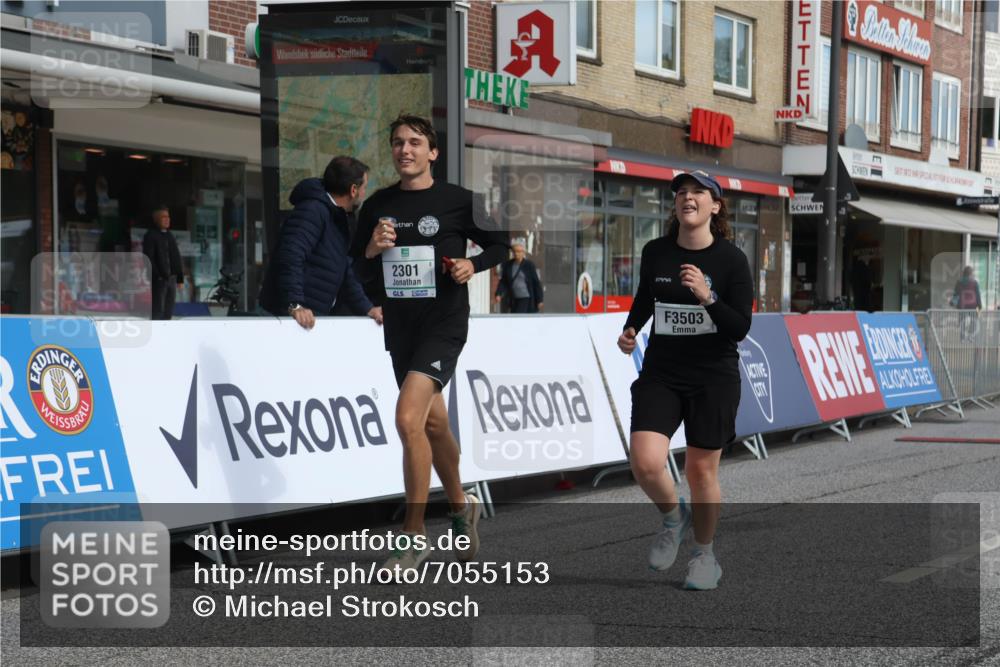 15.09.2024 - PSD Bank Halbmarathon Michael Strokosch http://msf.ph/oto/7055153 15.09.2024 12:39:58 Ziel 2125, 2301, 2395, 2428, 3503 meine-sportfotos.de