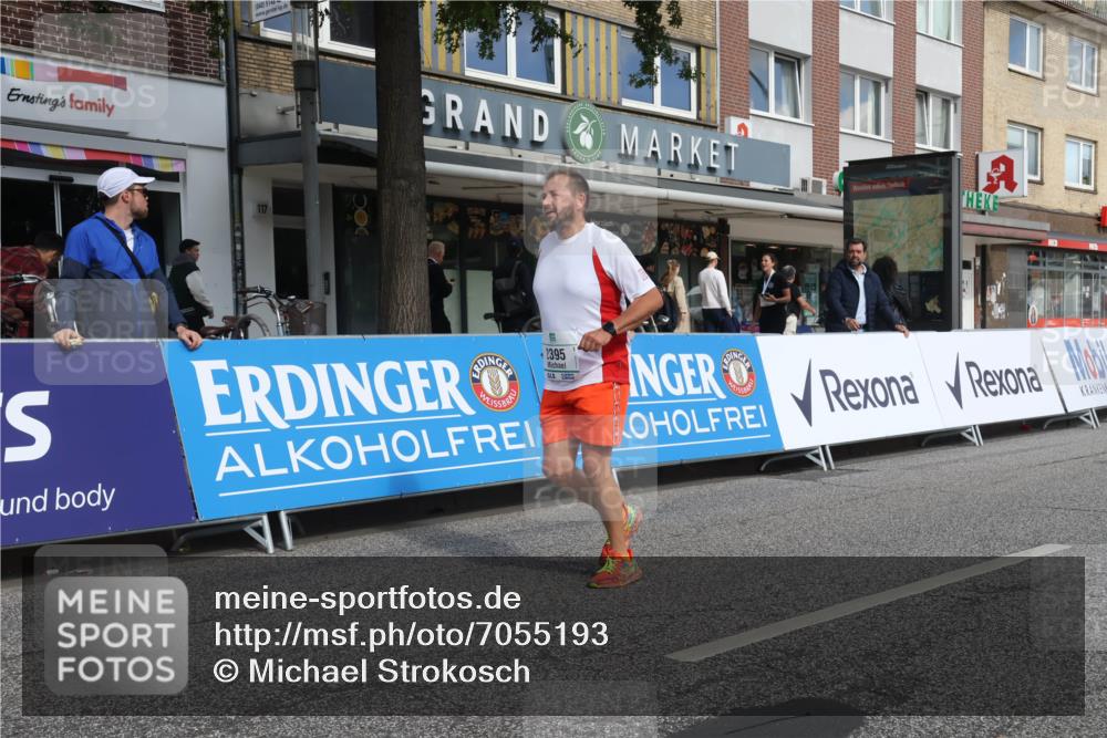15.09.2024 - PSD Bank Halbmarathon Michael Strokosch http://msf.ph/oto/7055193 15.09.2024 12:40:04 Ziel 2301, 2395, 2428, 3503 meine-sportfotos.de