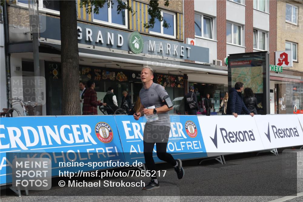 15.09.2024 - PSD Bank Halbmarathon Michael Strokosch http://msf.ph/oto/7055217 15.09.2024 12:40:08 Ziel 1668, 2395, 2428, 3499 meine-sportfotos.de