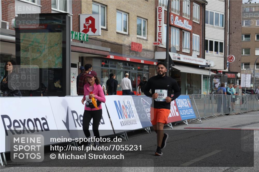 15.09.2024 - PSD Bank Halbmarathon Michael Strokosch http://msf.ph/oto/7055231 15.09.2024 12:40:15 Ziel 1668, 2428, 3499 meine-sportfotos.de