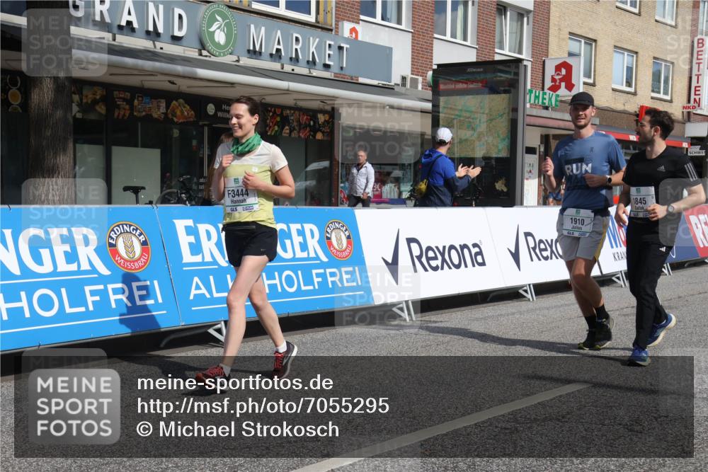 15.09.2024 - PSD Bank Halbmarathon Michael Strokosch http://msf.ph/oto/7055295 15.09.2024 12:40:54 Ziel 1845, 1910, 3444, 3462 meine-sportfotos.de