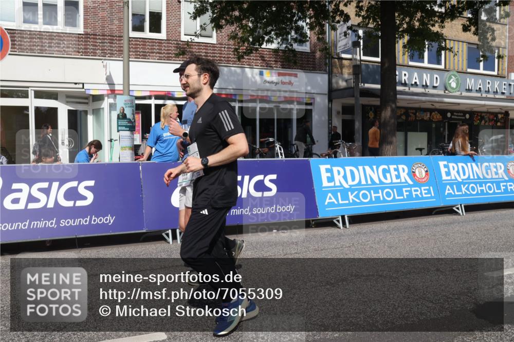 15.09.2024 - PSD Bank Halbmarathon Michael Strokosch http://msf.ph/oto/7055309 15.09.2024 12:40:57 Ziel 1845, 1910, 3444, 3462 meine-sportfotos.de