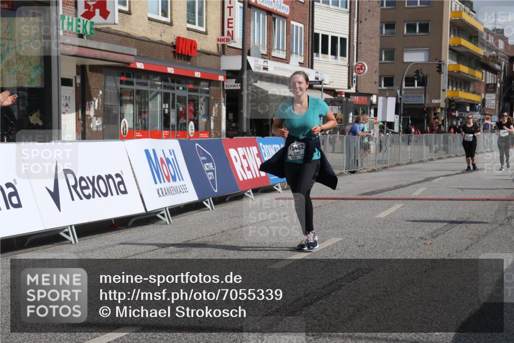 15.09.2024 - PSD Bank Halbmarathon Michael Strokosch http://msf.ph/oto/7055339 15.09.2024 12:41:03 Ziel 1845, 1910, 3462 meine-sportfotos.de