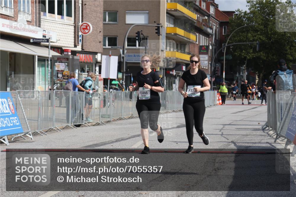 15.09.2024 - PSD Bank Halbmarathon Michael Strokosch http://msf.ph/oto/7055357 15.09.2024 12:41:10 Ziel 3354, 3355, 3462 meine-sportfotos.de
