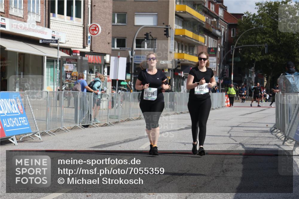 15.09.2024 - PSD Bank Halbmarathon Michael Strokosch http://msf.ph/oto/7055359 15.09.2024 12:41:10 Ziel 3354, 3355, 3462 meine-sportfotos.de