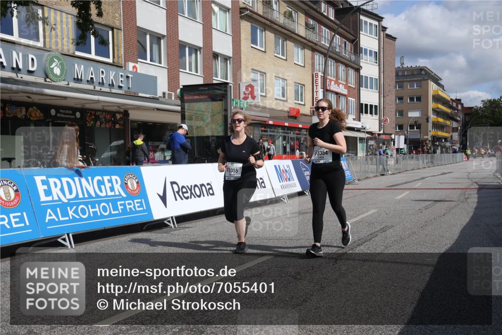 15.09.2024 - PSD Bank Halbmarathon Michael Strokosch http://msf.ph/oto/7055401 15.09.2024 12:41:15 Ziel 3354, 3355 meine-sportfotos.de