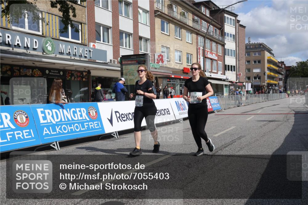 15.09.2024 - PSD Bank Halbmarathon Michael Strokosch http://msf.ph/oto/7055403 15.09.2024 12:41:15 Ziel 3354, 3355 meine-sportfotos.de
