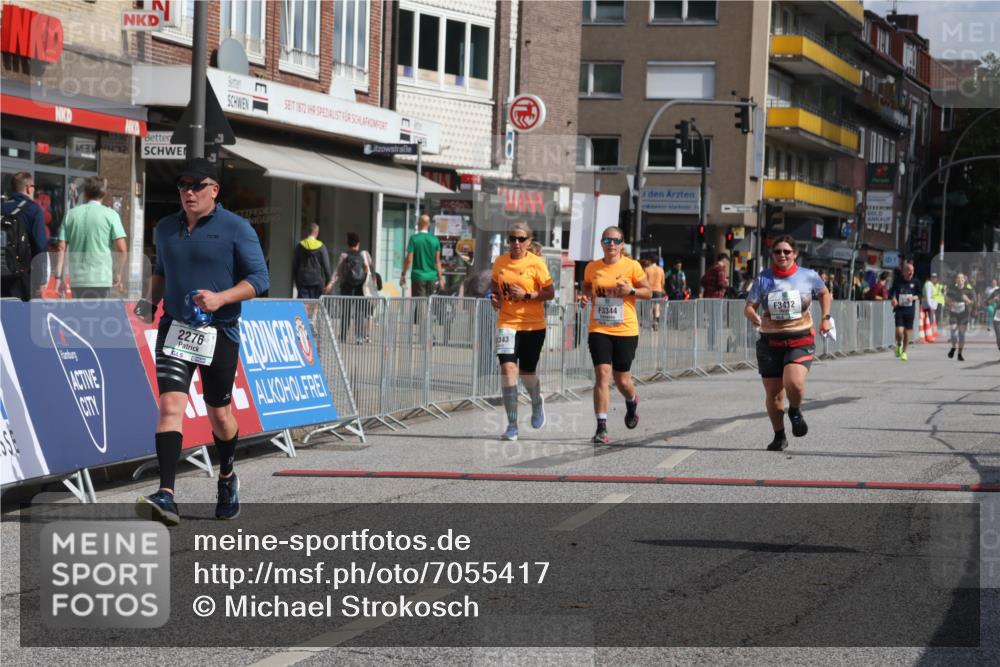 15.09.2024 - PSD Bank Halbmarathon Michael Strokosch http://msf.ph/oto/7055417 15.09.2024 12:41:44 Ziel 2276, 3343, 3344, 3412 meine-sportfotos.de
