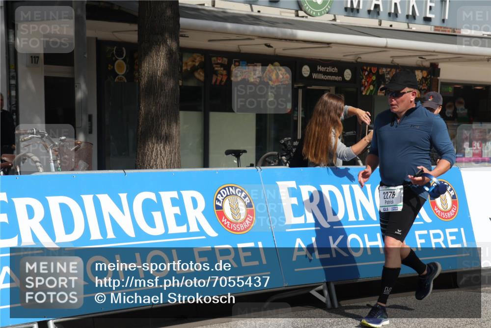 15.09.2024 - PSD Bank Halbmarathon Michael Strokosch http://msf.ph/oto/7055437 15.09.2024 12:41:48 Ziel 2276, 3343, 3344, 3412 meine-sportfotos.de