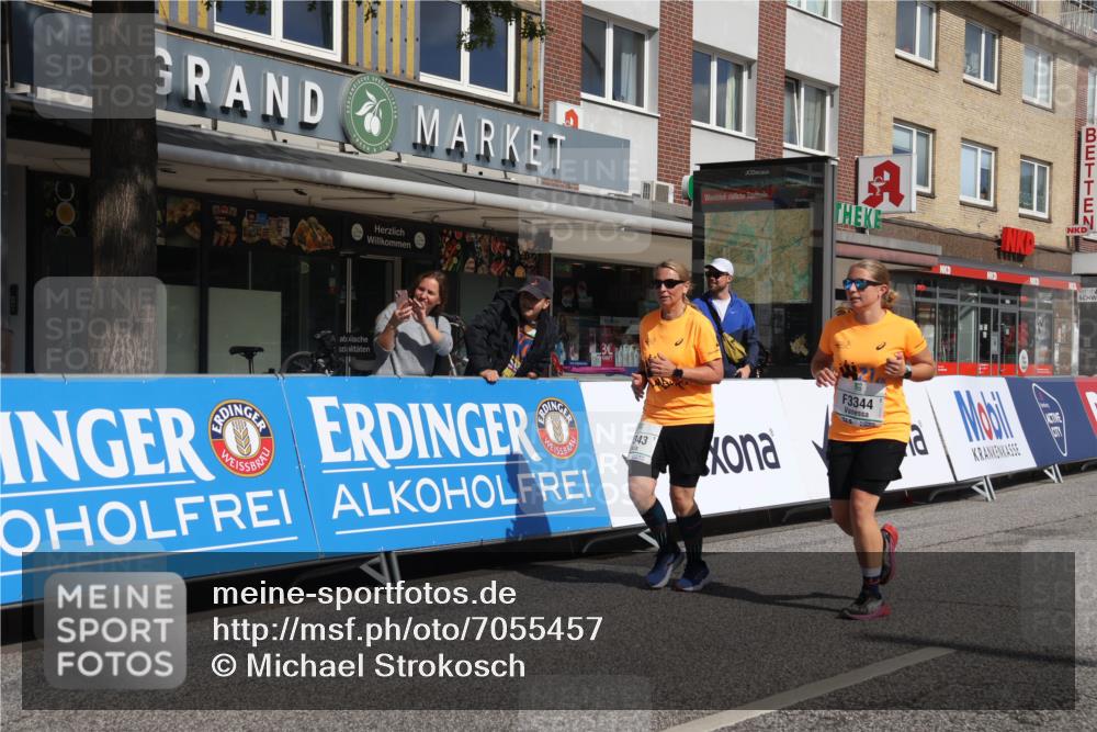 15.09.2024 - PSD Bank Halbmarathon Michael Strokosch http://msf.ph/oto/7055457 15.09.2024 12:41:51 Ziel 2276, 3343, 3344, 3412 meine-sportfotos.de