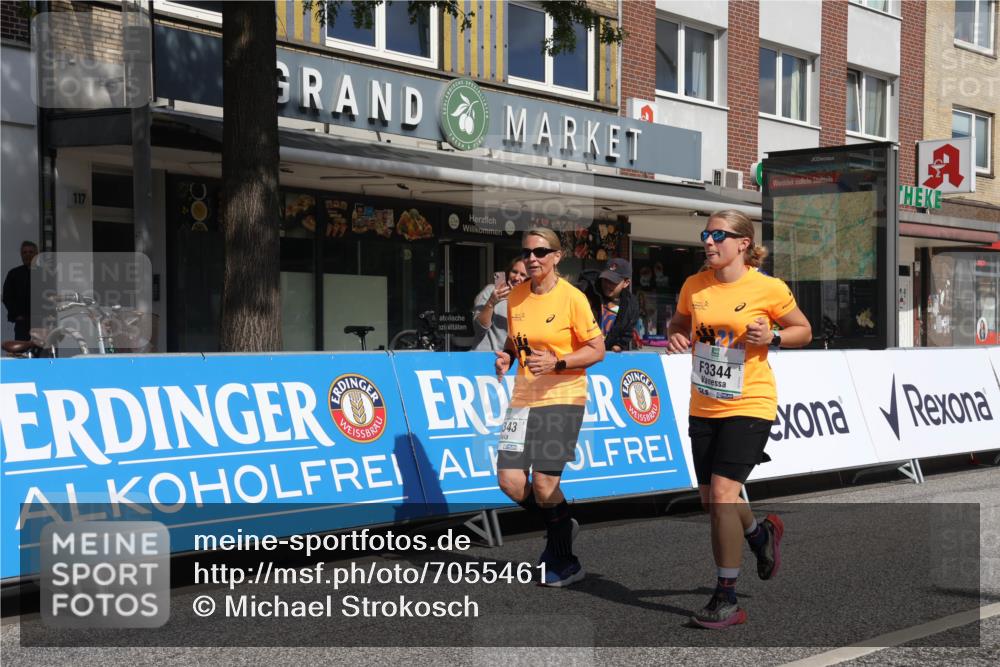 15.09.2024 - PSD Bank Halbmarathon Michael Strokosch http://msf.ph/oto/7055461 15.09.2024 12:41:52 Ziel 2276, 3343, 3344, 3412 meine-sportfotos.de