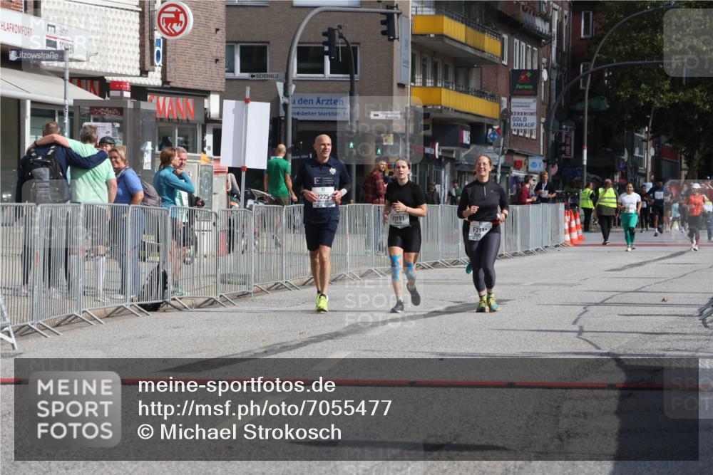15.09.2024 - PSD Bank Halbmarathon Michael Strokosch http://msf.ph/oto/7055477 15.09.2024 12:41:55 Ziel 2225, 2276, 3131, 3191, 3343, 3344, 3412 meine-sportfotos.de