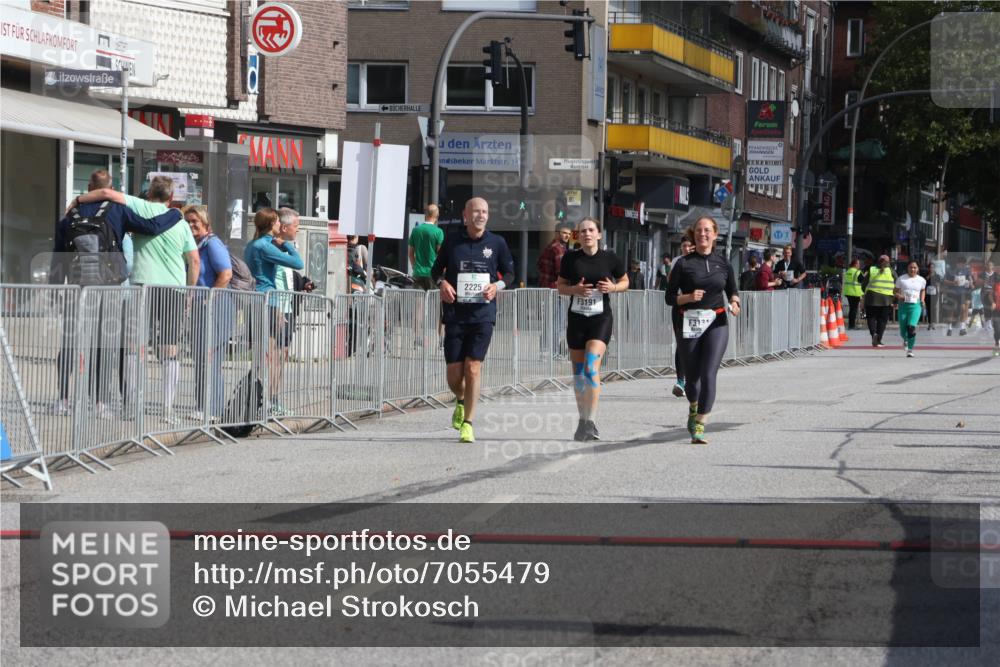 15.09.2024 - PSD Bank Halbmarathon Michael Strokosch http://msf.ph/oto/7055479 15.09.2024 12:41:56 Ziel 2225, 2276, 3131, 3191, 3343, 3344, 3412 meine-sportfotos.de