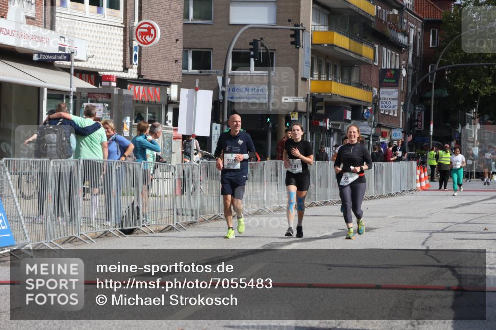 15.09.2024 - PSD Bank Halbmarathon Michael Strokosch http://msf.ph/oto/7055483 15.09.2024 12:41:56 Ziel 2225, 2276, 3131, 3191, 3343, 3344, 3412 meine-sportfotos.de