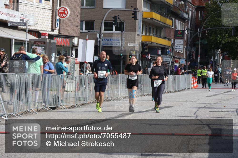 15.09.2024 - PSD Bank Halbmarathon Michael Strokosch http://msf.ph/oto/7055487 15.09.2024 12:41:56 Ziel 2225, 2276, 3131, 3191, 3343, 3344, 3412 meine-sportfotos.de