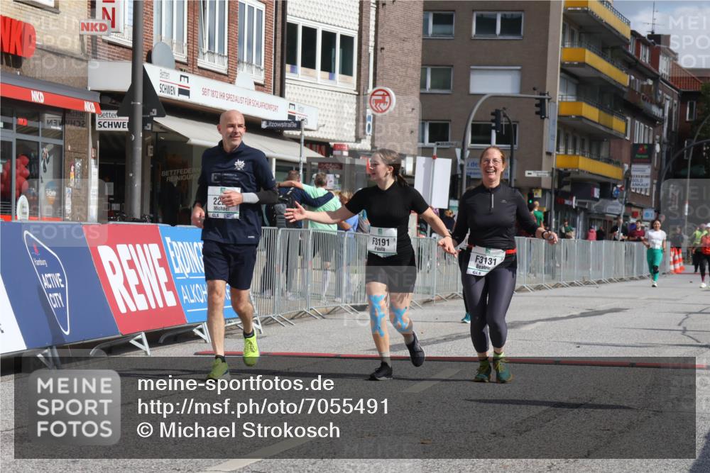 15.09.2024 - PSD Bank Halbmarathon Michael Strokosch http://msf.ph/oto/7055491 15.09.2024 12:42:02 Ziel 2225, 3131, 3191, 3363 meine-sportfotos.de