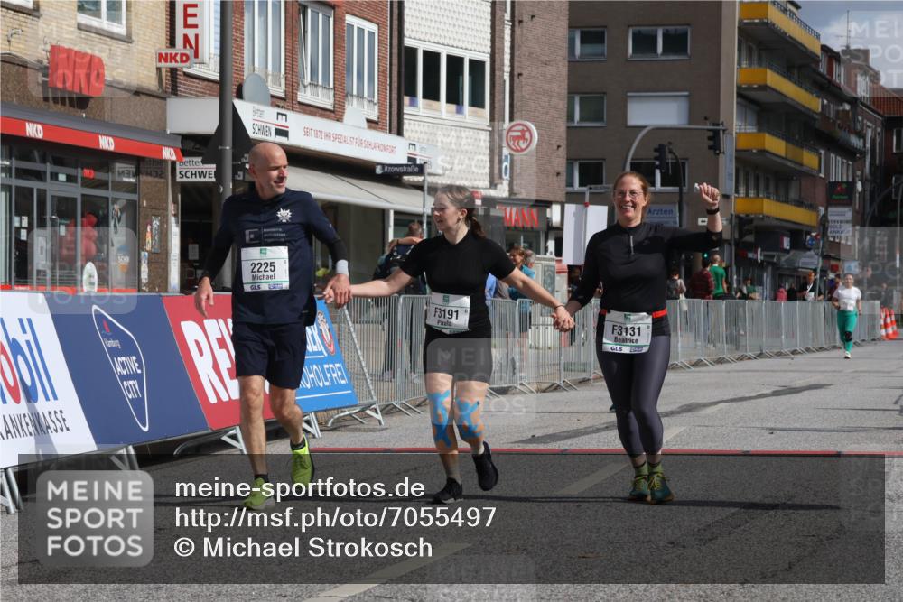 15.09.2024 - PSD Bank Halbmarathon Michael Strokosch http://msf.ph/oto/7055497 15.09.2024 12:42:03 Ziel 2225, 3131, 3191, 3363 meine-sportfotos.de