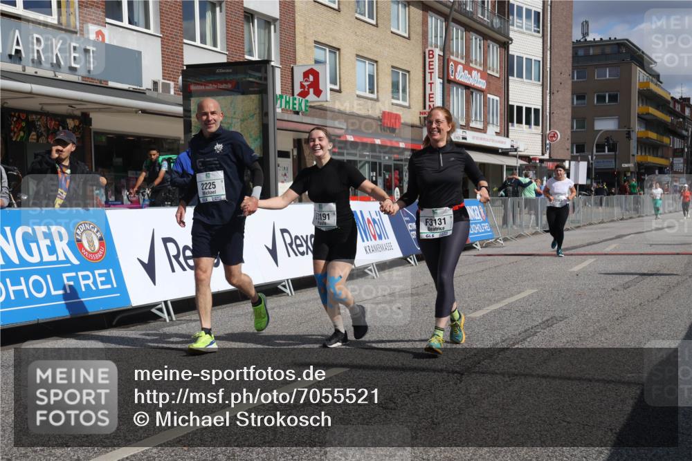 15.09.2024 - PSD Bank Halbmarathon Michael Strokosch http://msf.ph/oto/7055521 15.09.2024 12:42:06 Ziel 2225, 3131, 3191, 3363 meine-sportfotos.de