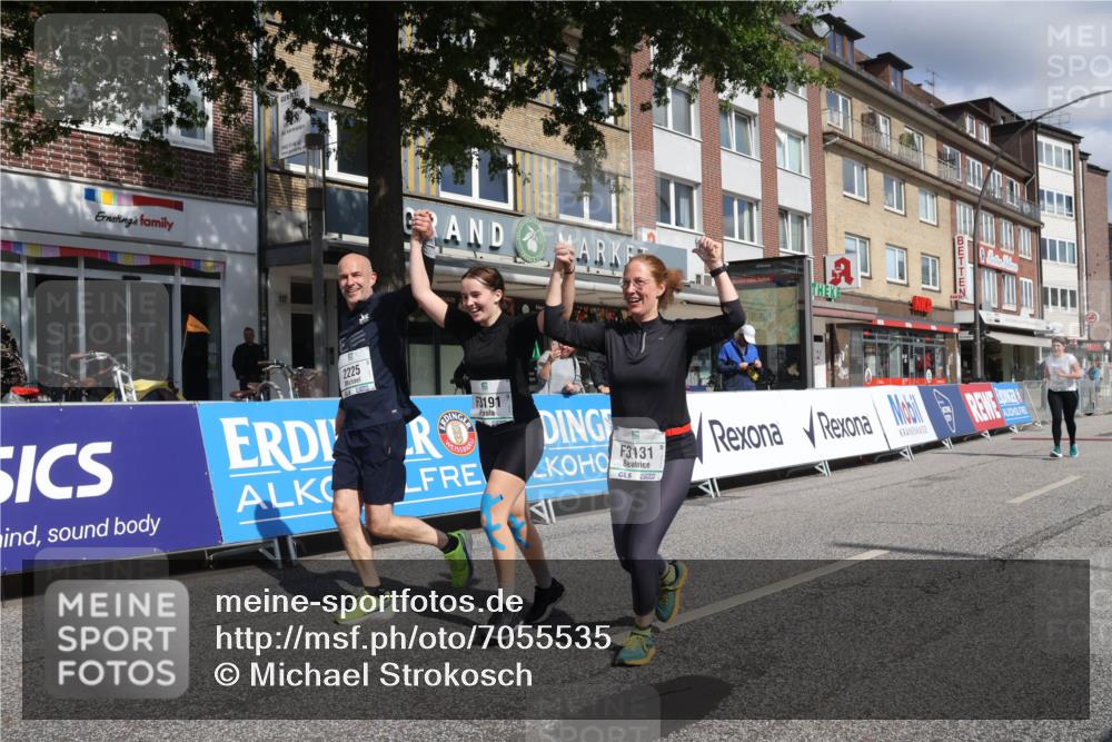 15.09.2024 - PSD Bank Halbmarathon Michael Strokosch http://msf.ph/oto/7055535 15.09.2024 12:42:07 Ziel 2225, 3131, 3191, 3363 meine-sportfotos.de