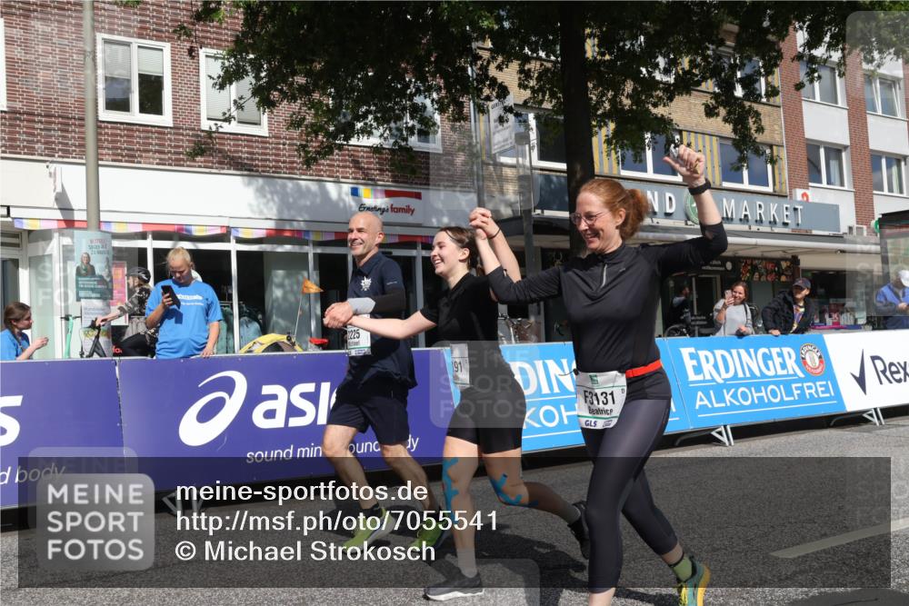 15.09.2024 - PSD Bank Halbmarathon Michael Strokosch http://msf.ph/oto/7055541 15.09.2024 12:42:08 Ziel 2225, 3131, 3191, 3363 meine-sportfotos.de